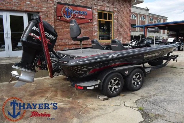 Slide: The Image of 2017 Phoenix Bass Boats 920 ProXP at Thayer's Marine dealership. - 41