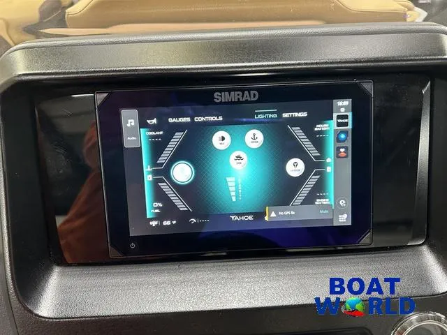 Slide: The Image of Tahoe Cascade 2385 Elite Cruise Tritoon & Honda 4-Stroke 2025 - 15