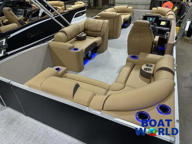 Slide: The Image of Tahoe Cascade 2385 Elite Cruise Tritoon & Honda 4-Stroke 2025 - 24