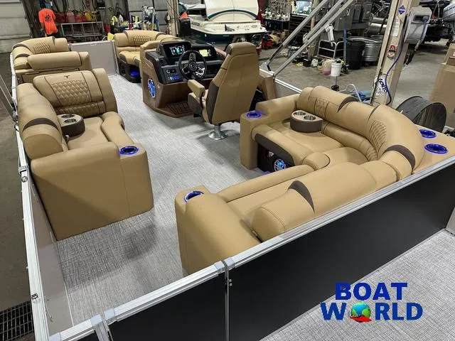 Slide: The Image of Tahoe Cascade 2385 Elite Cruise Tritoon & Honda 4-Stroke 2025 - 25