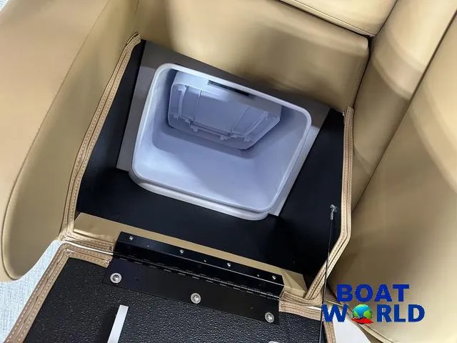 Slide: The Image of Tahoe Cascade 2385 Elite Cruise Tritoon & Honda 4-Stroke 2025 - 26