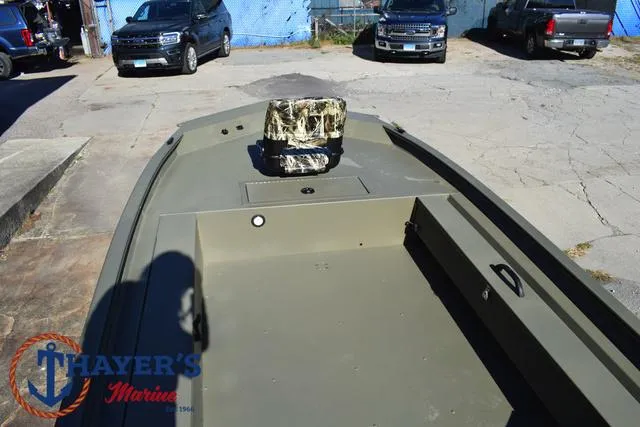 Slide: The Image of Tracker GRIZZLY® 1654 T Sportsman 2025 - 11