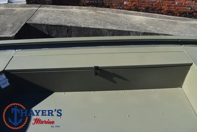 Slide: The Image of Tracker GRIZZLY® 1654 T Sportsman 2025 - 20