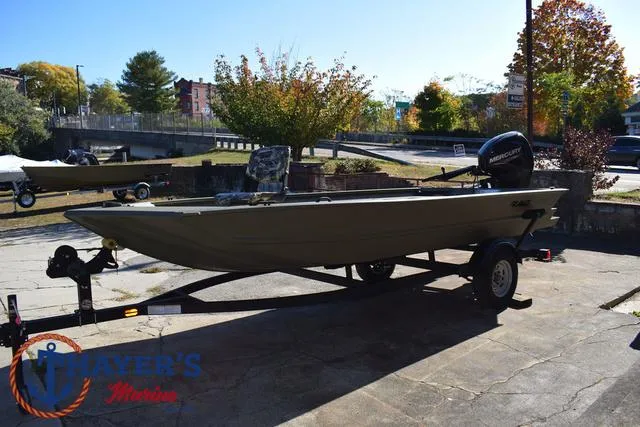 Slide: The Image of Tracker GRIZZLY® 1654 T Sportsman 2025 - 7