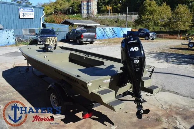 Slide: The Image of Tracker GRIZZLY® 1654 T Sportsman 2025 - 8