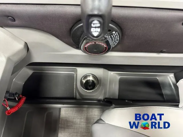 Slide: The Image of Tahoe LTZ 2385 Swingback (VRL) & Honda 4-Stroke EFI 2025 - 15