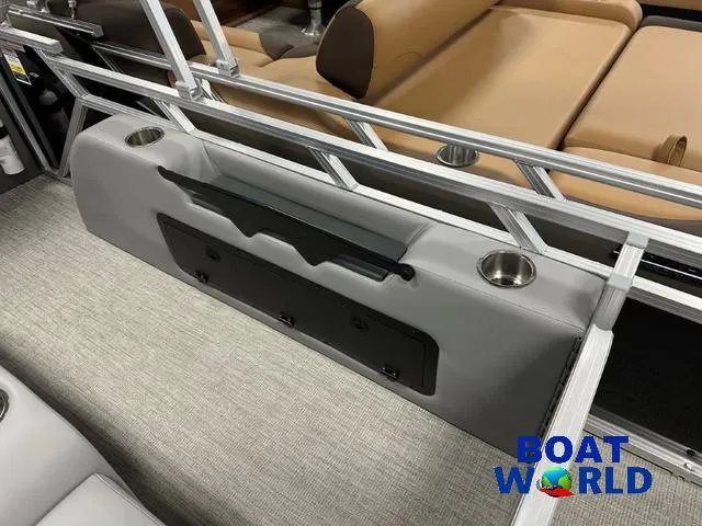 Slide: The Image of Tahoe LTZ 2385 Swingback (VRL) & Honda 4-Stroke EFI 2025 - 23