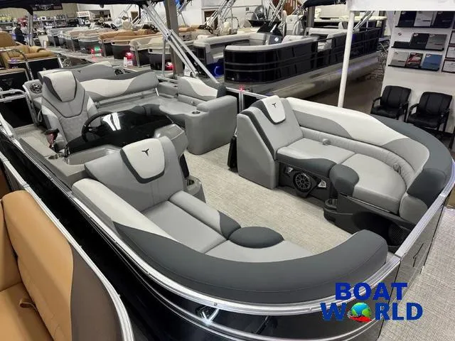 Slide: The Image of Tahoe LTZ 2385 Swingback (VRL) & Honda 4-Stroke EFI 2025 - 42