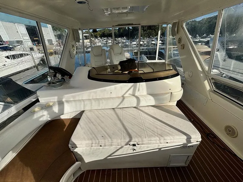 Slide: The Image of Sea Ray 480 Sedan Bridge 1998 - 11