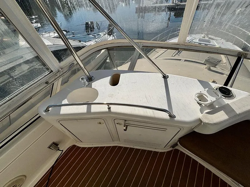 Slide: The Image of Sea Ray 480 Sedan Bridge 1998 - 13