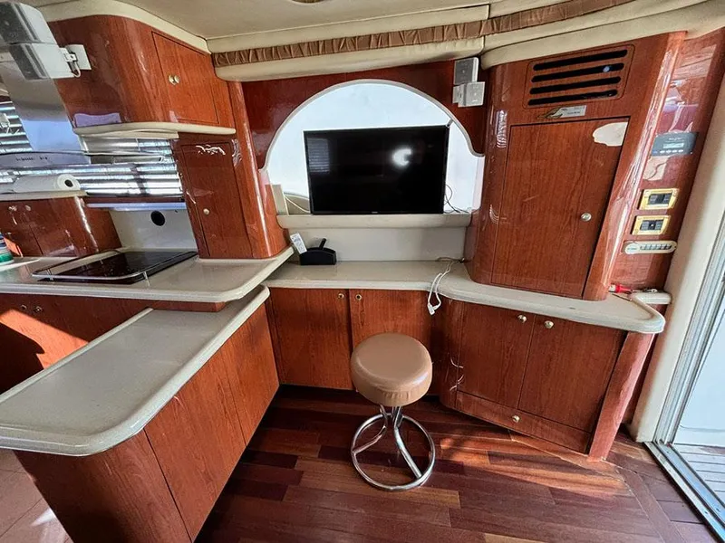 Slide: The Image of Sea Ray 480 Sedan Bridge 1998 - 26