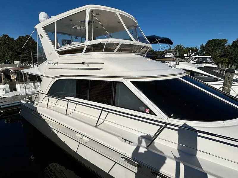 Slide: The Image of Sea Ray 480 Sedan Bridge 1998 - 4