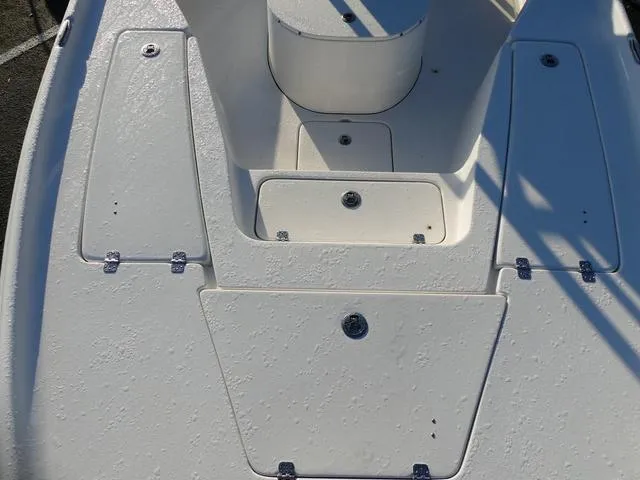 Slide: The Image of Key West 250 Bay Reef 2025 - 18