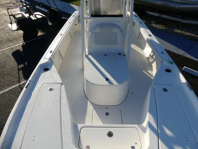 Slide: The Image of Key West 250 Bay Reef 2025 - 19