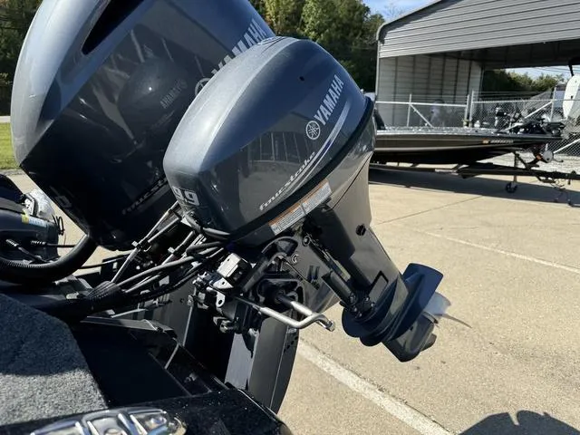 Slide: The Image of Skeeter WXR2060 2025 - 20