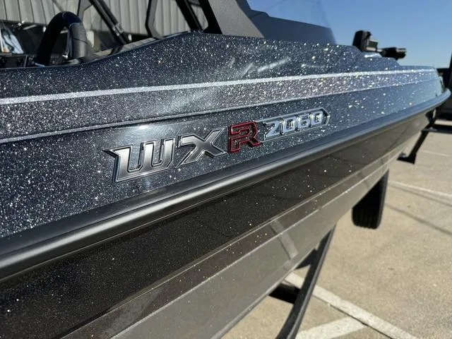 Slide: The Image of Skeeter WXR2060 2025 - 9