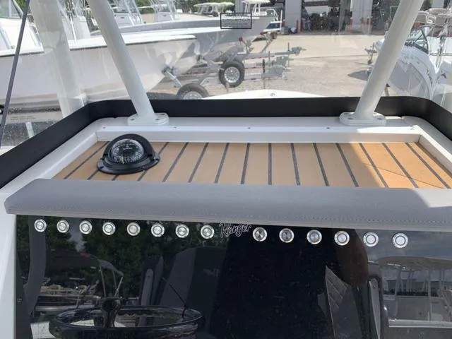 Slide: The Image of Ranger 2360 Bay 2024 - 29