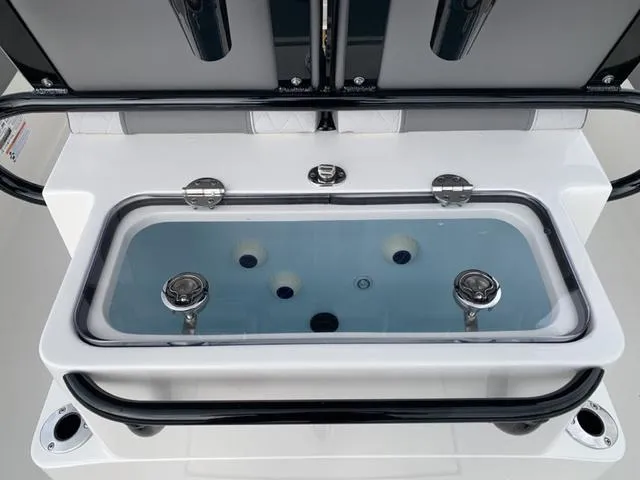 Slide: The Image of Ranger 2360 Bay 2024 - 19