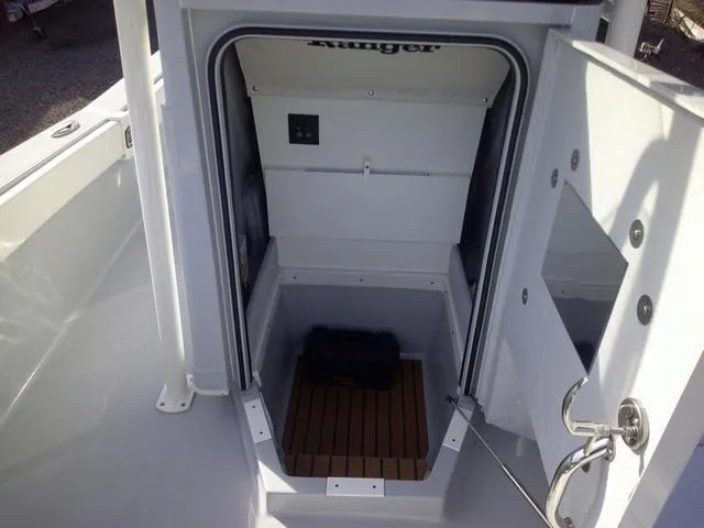 Slide: The Image of Ranger 2660 Bay 2025 - 20