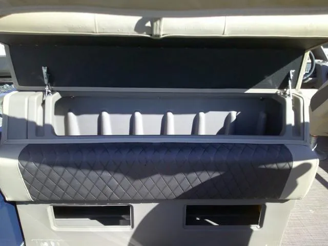 Slide: The Image of Sun Tracker Fishin Barge 22 2024 - 13