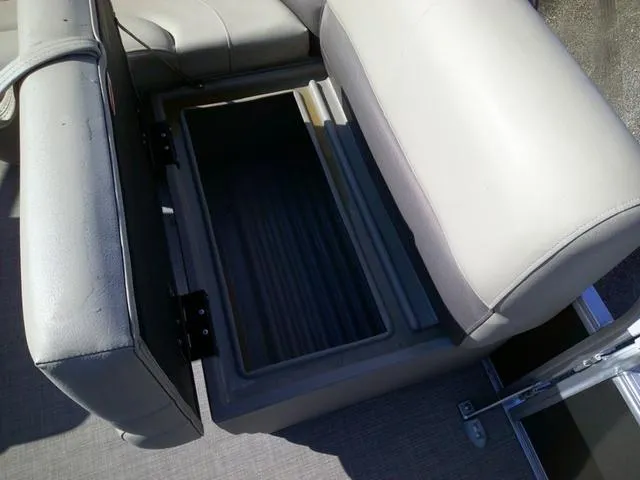 Slide: The Image of Sun Tracker Party Barge 18 2025 - 22