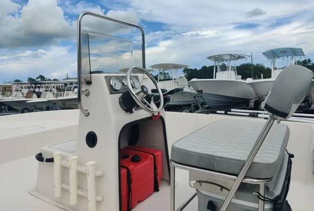 Slide: The Image of Carolina EV198 Sea Skiff 2024 - 16