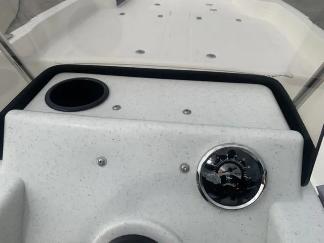 Slide: The Image of Mako Pro Skiff 17 2025 - 17