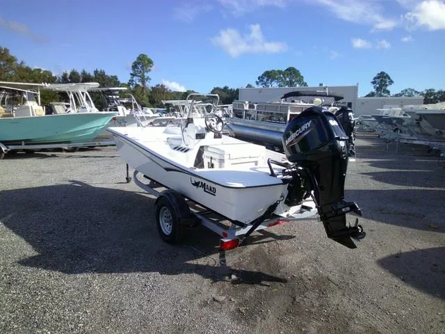 Slide: The Image of Mako Pro Skiff 15 CC 2025 - 4