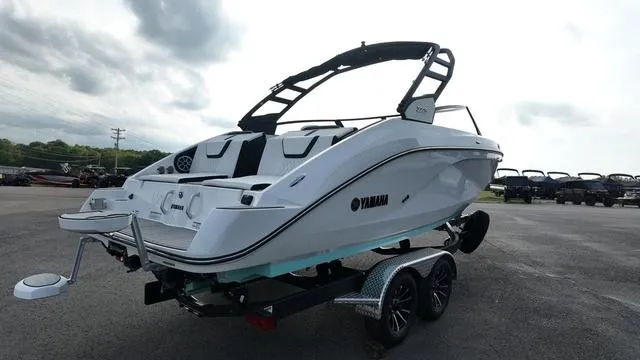 Slide: The Image of Yamaha 222S 2025 - 5