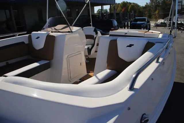 Slide: The Image of Starcraft SVX 211 IO 2025 - 11