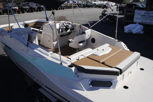 Slide: The Image of Starcraft SVX 211 IO 2025 - 13