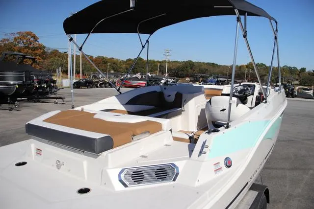 Slide: The Image of Starcraft SVX 211 IO 2025 - 8