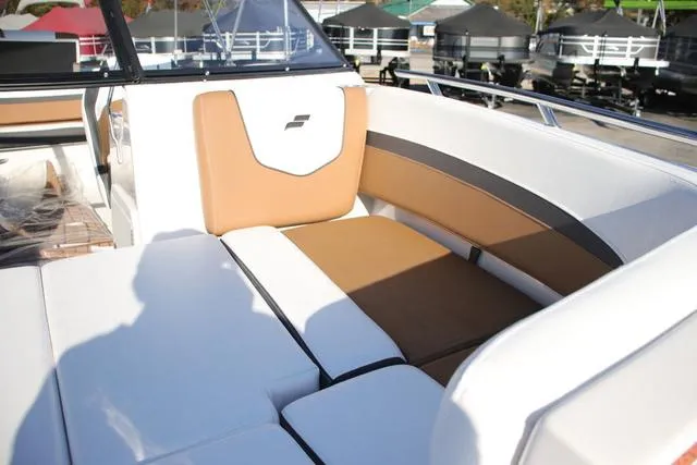 Slide: The Image of Starcraft SVX 230 IO 2025 - 14