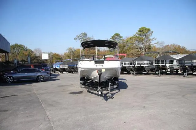 Slide: The Image of Starcraft SVX 230 IO 2025 - 6