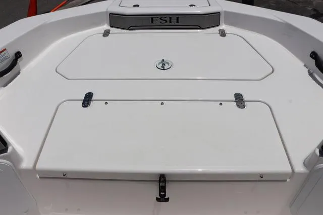 Slide: The Image of Yamaha 195 FSH Sport 2025 - 20