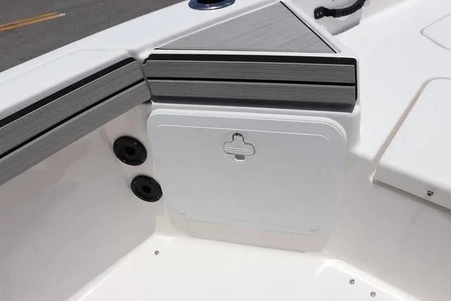 Slide: The Image of Yamaha 195 FSH Sport 2025 - 22