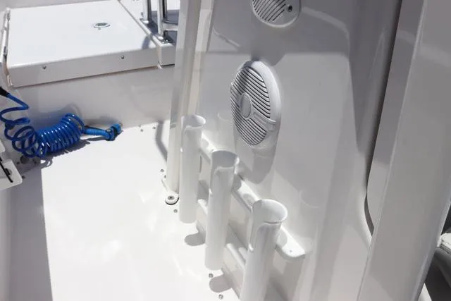 Slide: The Image of Yamaha 195 FSH Sport 2025 - 25