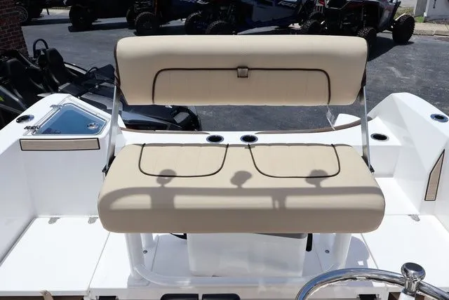 Slide: The Image of Yamaha 222 FSH Sport 2025 - 29