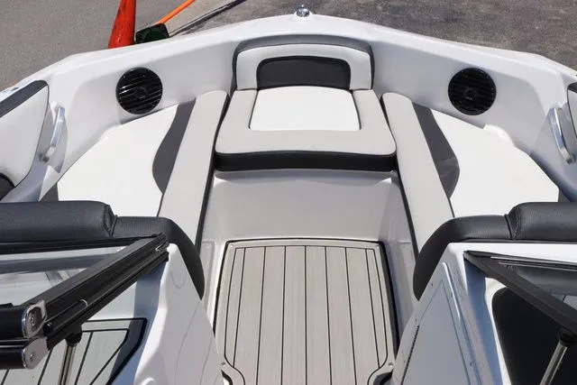 Slide: The Image of Yamaha 195S-BLACK-GALVANIZED 2025 - 11