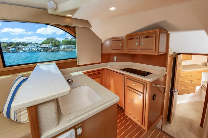 Slide: The Image of Cabo 43 Flybridge 2008 - 27