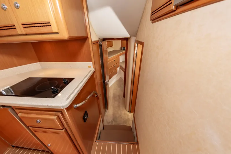 Slide: The Image of Cabo 43 Flybridge 2008 - 38