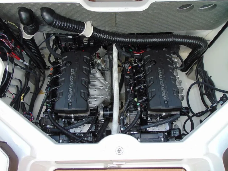 Slide: The Image of Yamaha 212SD 2021 - 19