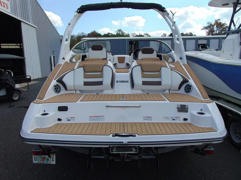 Slide: The Image of Yamaha 212SD 2021 - 4