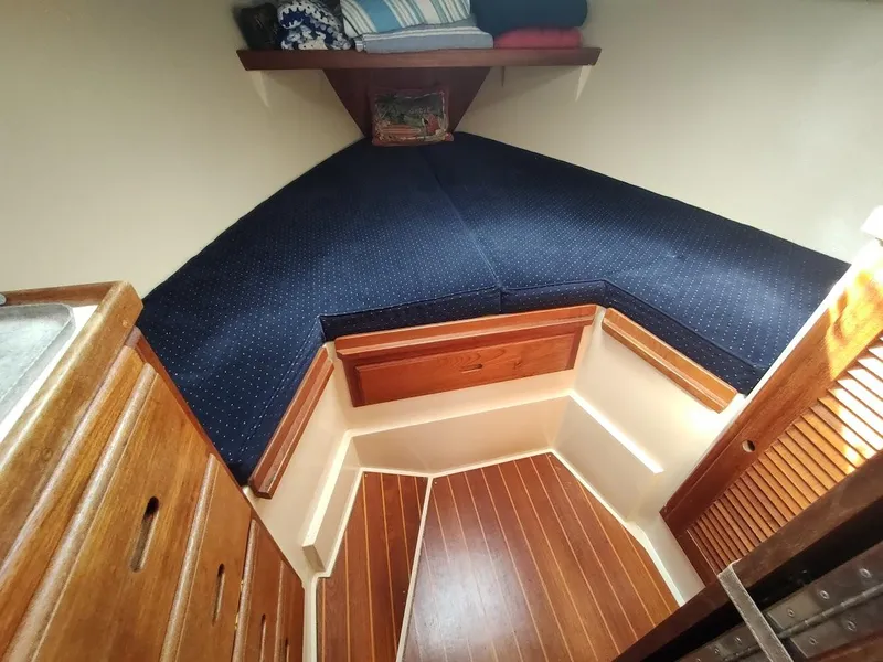 Slide: The Image of Catalina 34 1990 - 55