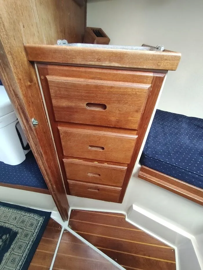 Slide: The Image of Catalina 34 1990 - 58