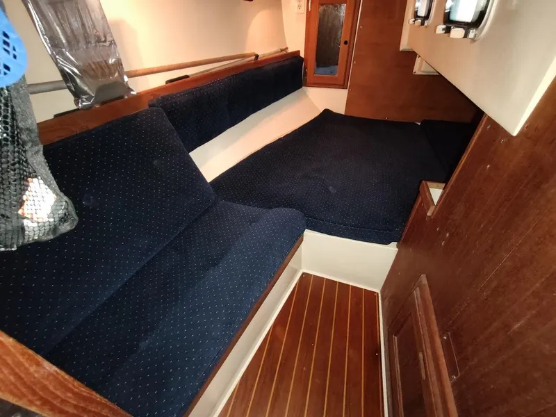 Slide: The Image of Catalina 34 1990 - 62