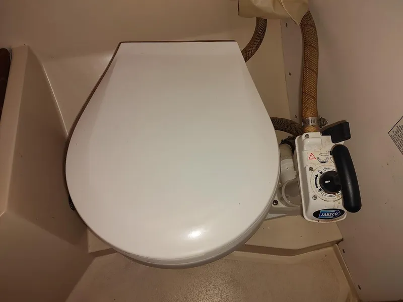 Slide: The Image of Catalina 34 1990 - 68