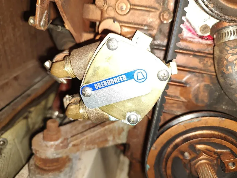 Slide: The Image of Catalina 34 1990 - 73