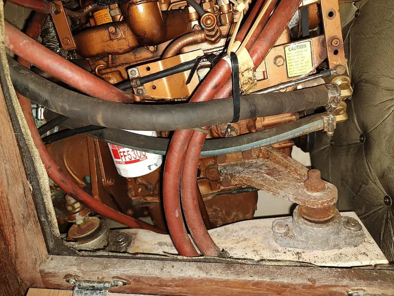 Slide: The Image of Catalina 34 1990 - 74