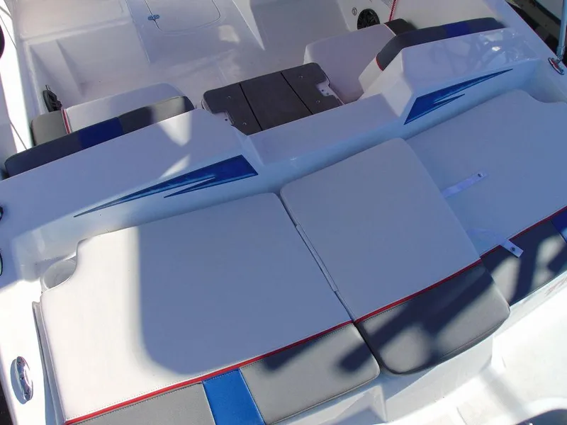 Slide: The Image of Tahoe T18 2023 - 8